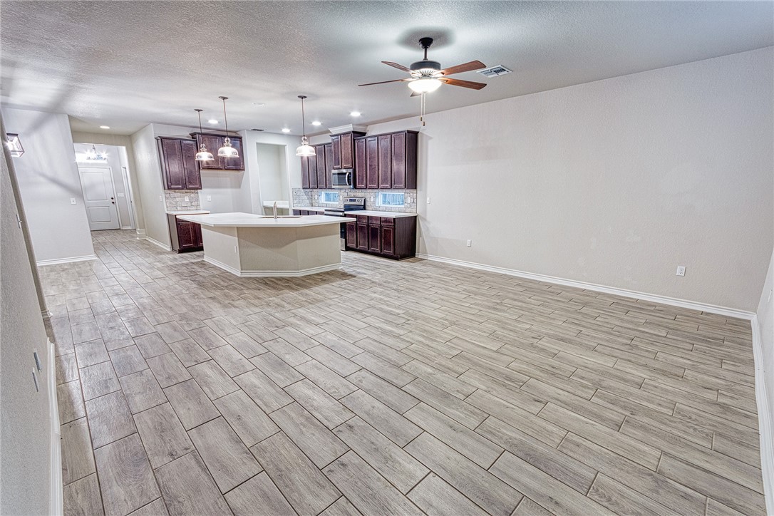 Corpus Christi, Texas 78410, United States, 4 Bedrooms Bedrooms, ,3 BathroomsBathrooms,Residential,Active,27952