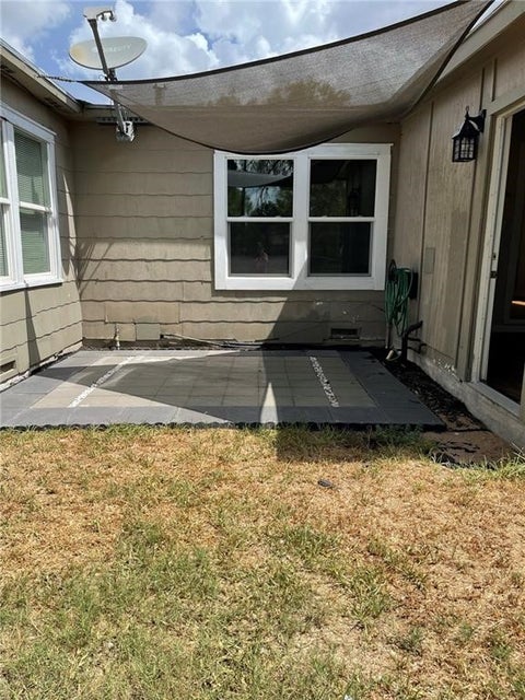 Tiny photo for 725 E Hoffman Avenue, Kingsville, TX 78363 (MLS # 481807)