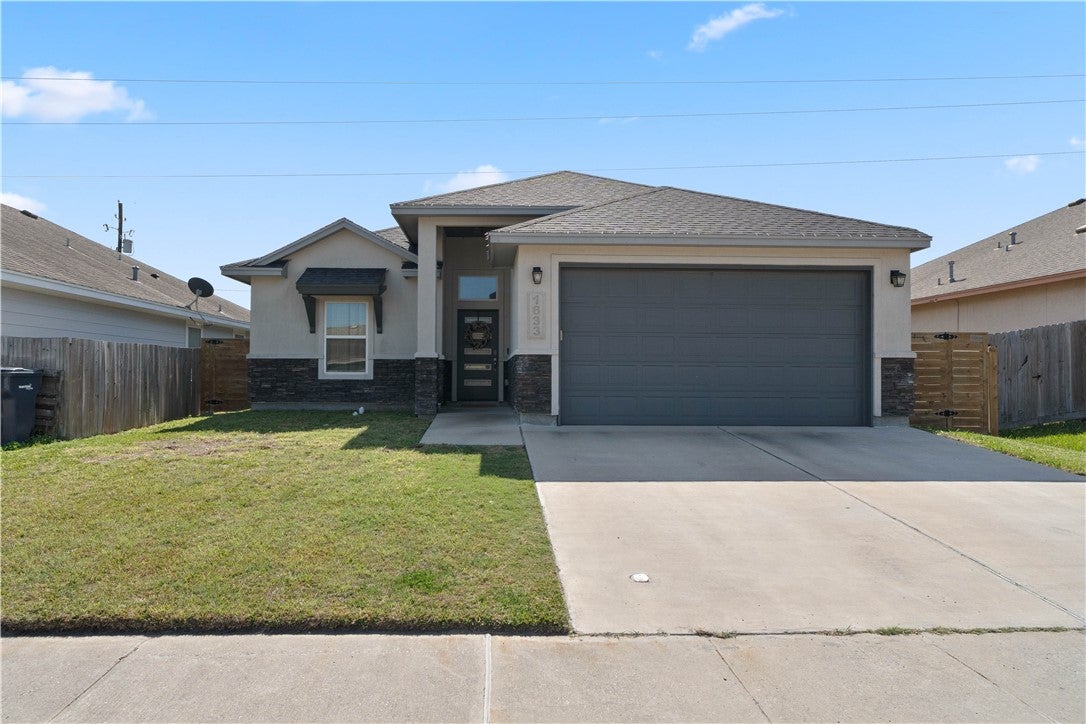 1633 Antoinette Drive