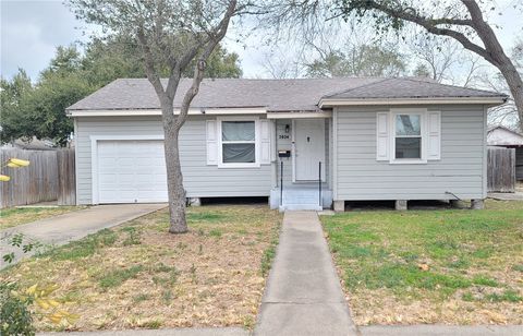Photo of 3934 Redwood Street, Corpus Christi, TX 78411 (MLS # 471441)