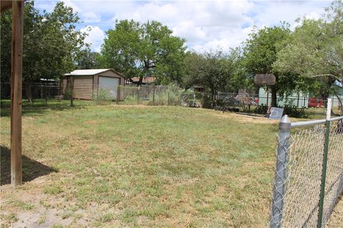 A home in Orange Grove