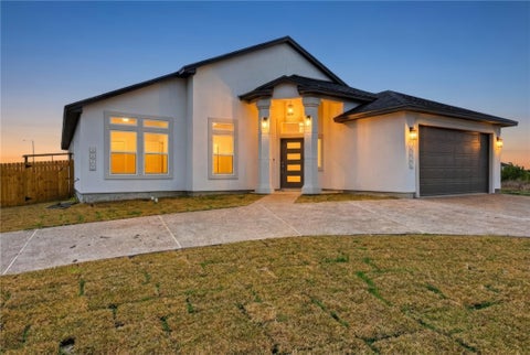 Photo of 6865 Riesling Street, Corpus Christi, TX 78414 (MLS # 483787)