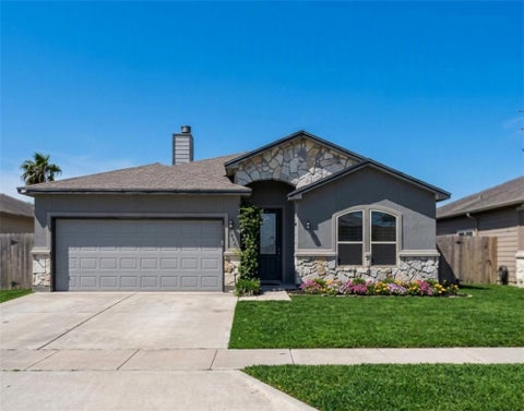 Photo of 7650 Sable Creek Drive, Corpus Christi, TX 78414 (MLS # 479665)