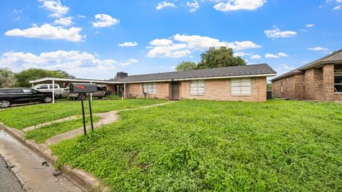 Photo of 13606 River Forest Drive, Corpus Christi, TX 78410 (MLS # 477527)