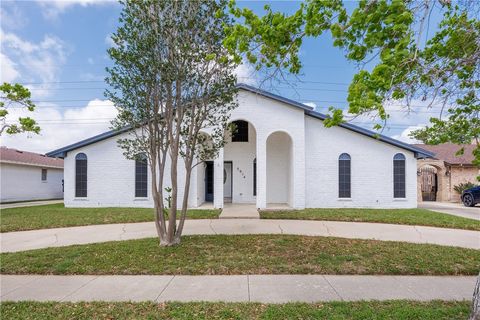 Photo of 5014 Bromley Drive, Corpus Christi, TX 78413 (MLS # 474805)