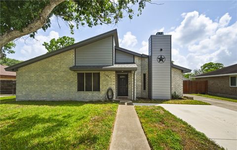 Photo of 11642 Coleta Creek DR, Corpus Christi, TX 78410 (MLS # 479439)