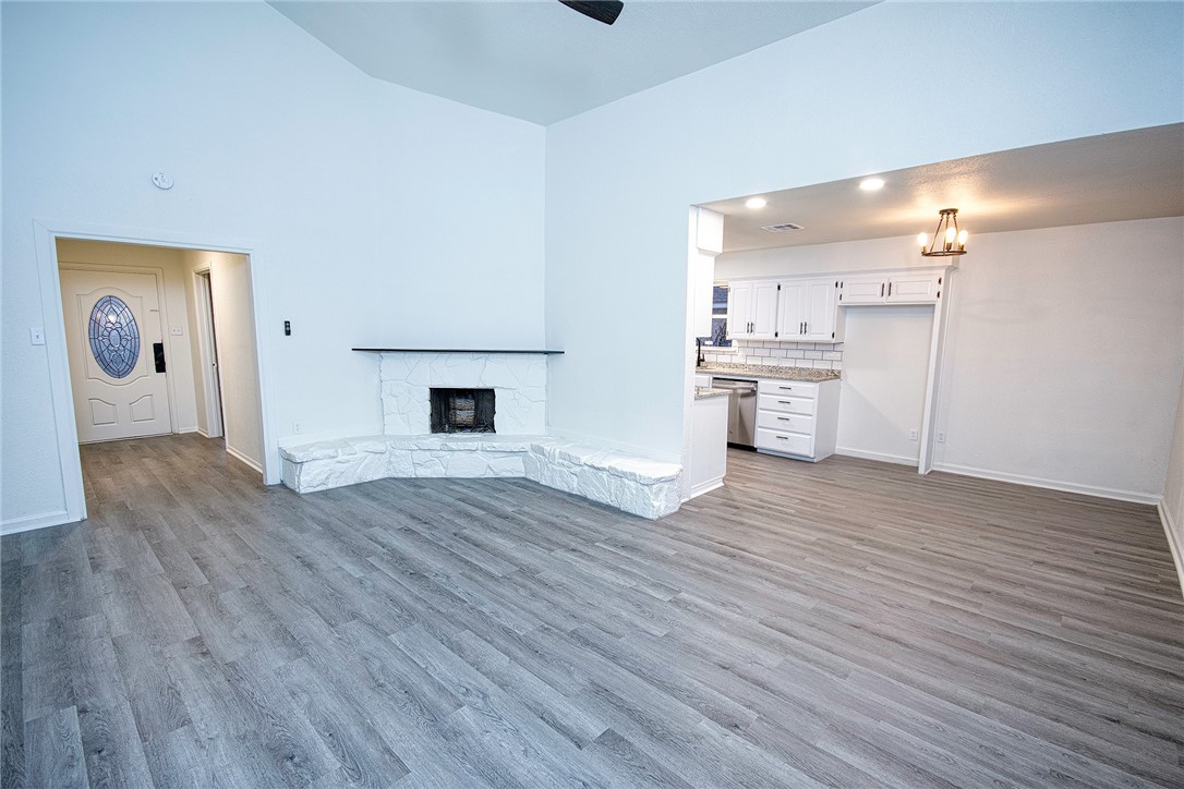 Corpus Christi, Texas 78410, United States, 4 Bedrooms Bedrooms, ,2 BathroomsBathrooms,Residential,Pending,13132