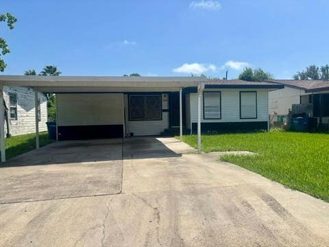 Photo of 5614 Cordelia Street, Corpus Christi, TX 78412 (MLS # 478233)