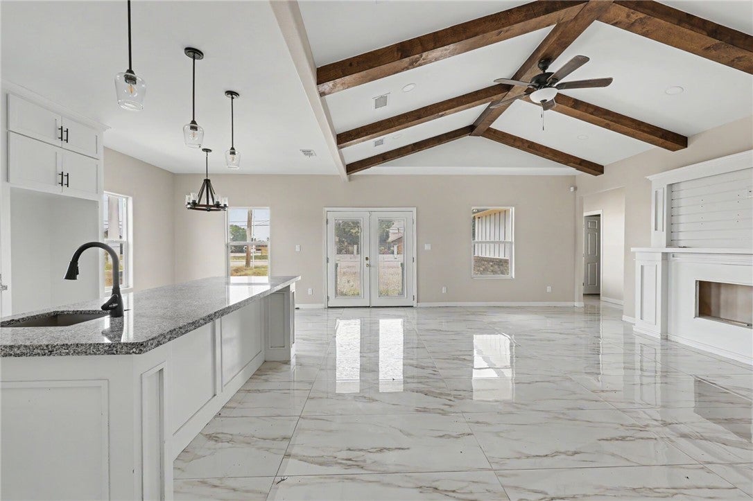 1700 Quail Trail