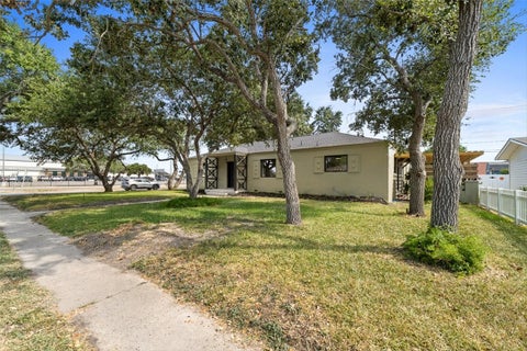 Tiny photo for 1024 E Main Street, Sinton, TX 78387 (MLS # 481856)