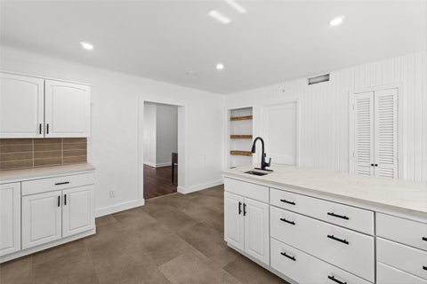 Tiny photo for 1024 E Main Street, Sinton, TX 78387 (MLS # 481856)
