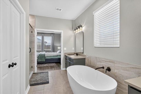 Tiny photo for 2605 Lannister LN, Corpus Christi, TX 78415 (MLS # 481860)