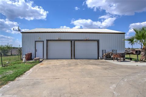 A home in Odem