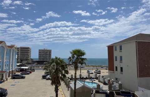 Photo of 15010 Leeward Drive #9303, Corpus Christi, TX 78418 (MLS # 474197)