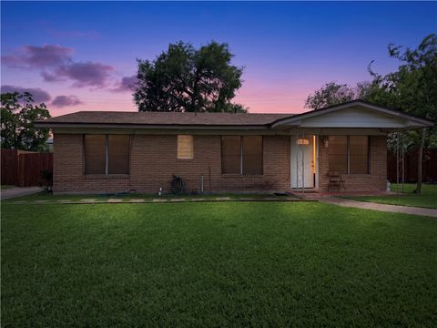 Photo of 9733 Wilkins Drive, Corpus Christi, TX 78410 (MLS # 476476)