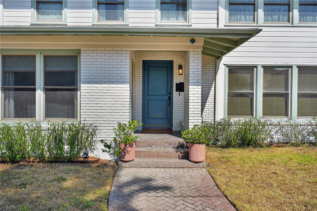 242 Rosebud Avenue