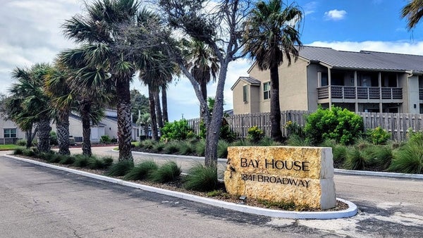 2708 BAYHOUSE DR # 2708, ROCKPORT, TX 78382 - Image b93feb3f38b0ea4df8192cf062dfb63b/2030472100