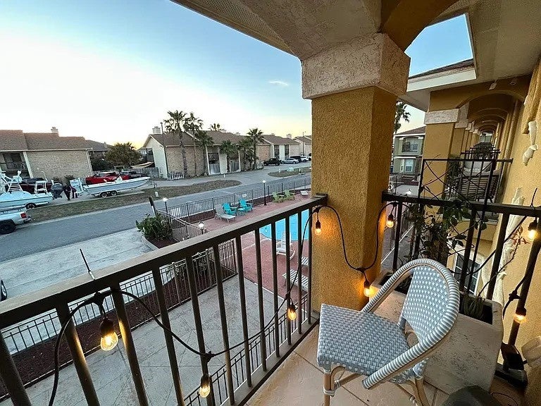15422 Seamount Cay Court 202
