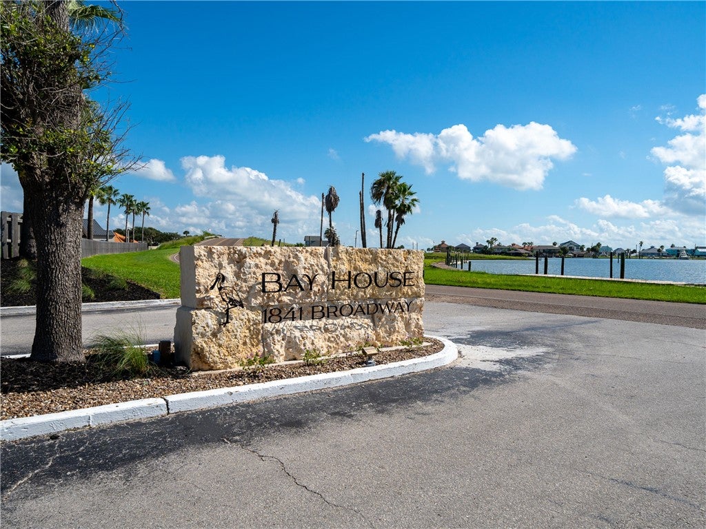 2404 Bayhouse Drive