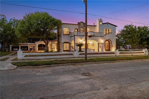 400 W SAINT CHARLES AVE, SAN DIEGO, TX 78384 - Image bbbcb8d22161a434dde3b532e32c97e1/3062735962