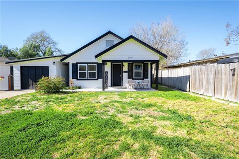 Photo of 2853 Lawnview Street, Corpus Christi, TX 78404 (MLS # 471250)