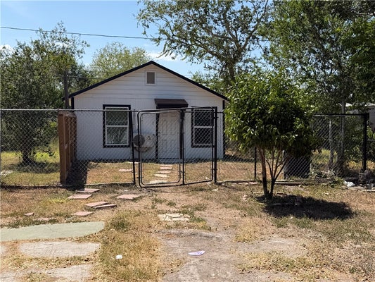 2725 DEER ST # B, CORPUS CHRISTI, TX 78410 - Image bee0aff3b09fb3d9b0ef5ea5f15e05aa/3395602244