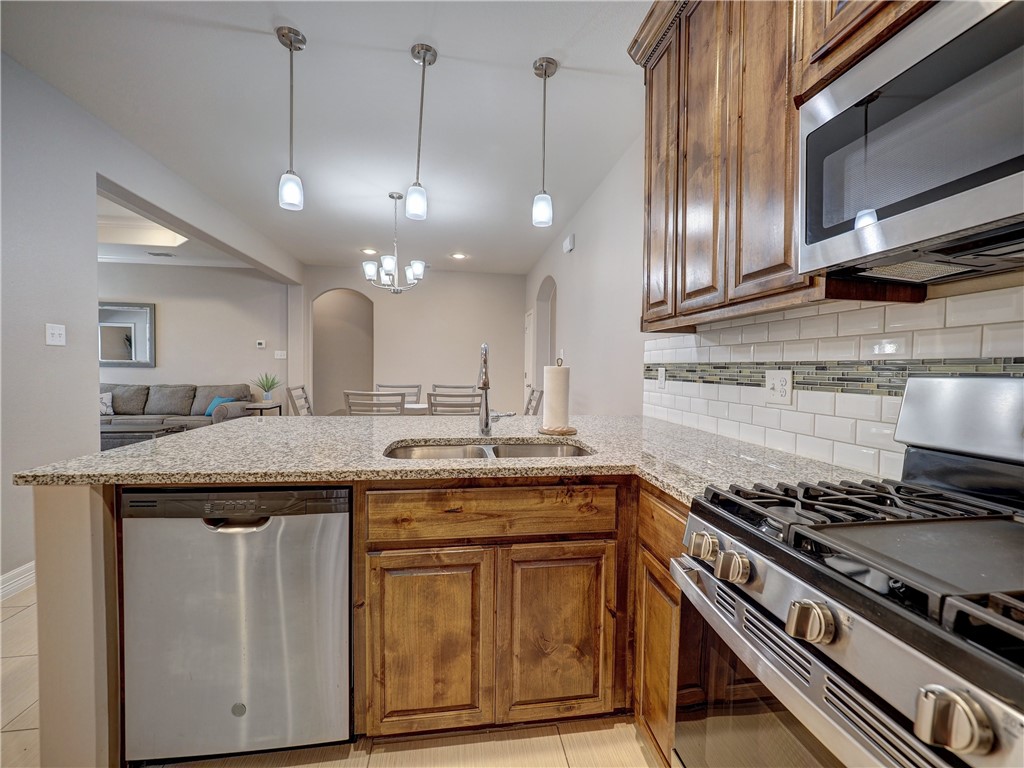 Corpus Christi, Texas 78414, United States, 3 Bedrooms Bedrooms, ,2 BathroomsBathrooms,Residential,Pending,211017