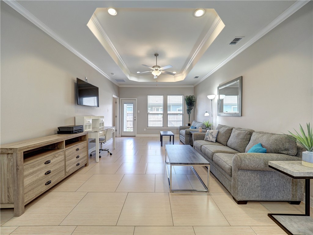 Corpus Christi, Texas 78414, United States, 3 Bedrooms Bedrooms, ,2 BathroomsBathrooms,Residential,Pending,211017