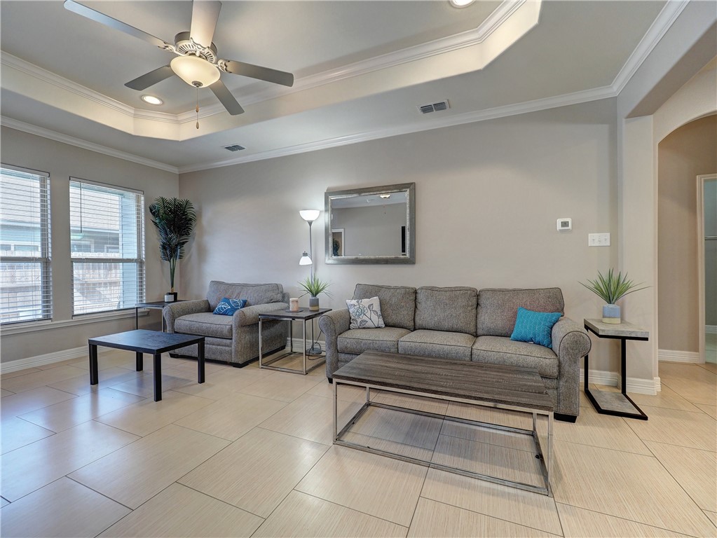 Corpus Christi, Texas 78414, United States, 3 Bedrooms Bedrooms, ,2 BathroomsBathrooms,Residential,Pending,211017