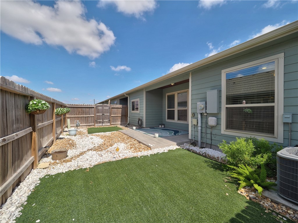 Corpus Christi, Texas 78414, United States, 3 Bedrooms Bedrooms, ,2 BathroomsBathrooms,Residential,Pending,211017