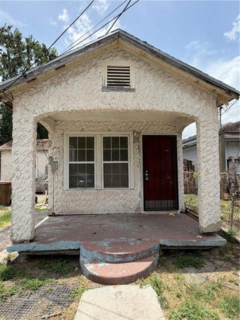 Photo of 605 Duncan Street, Corpus Christi, TX 78405 (MLS # 479629)