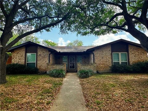 Photo of 5945 Long Creek Drive, Corpus Christi, TX 78414 (MLS # 474228)