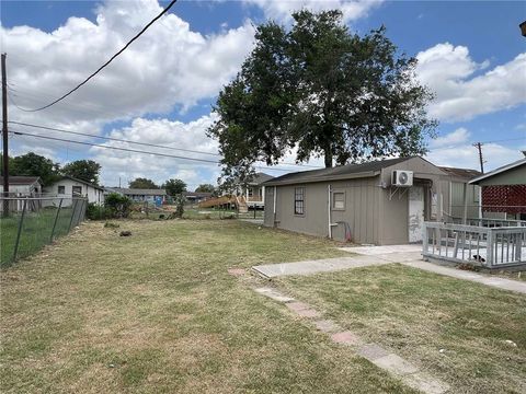 A home in Robstown