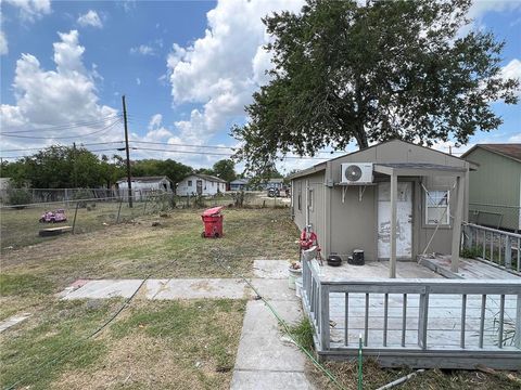 A home in Robstown