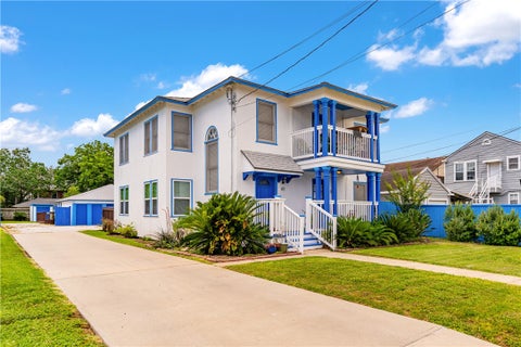 Photo of 115 Cole Street, Corpus Christi, TX 78404 (MLS # 477960)
