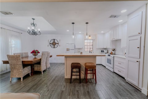 Tiny photo for 7005 Mansfield Drive, Corpus Christi, TX 78414 (MLS # 481794)