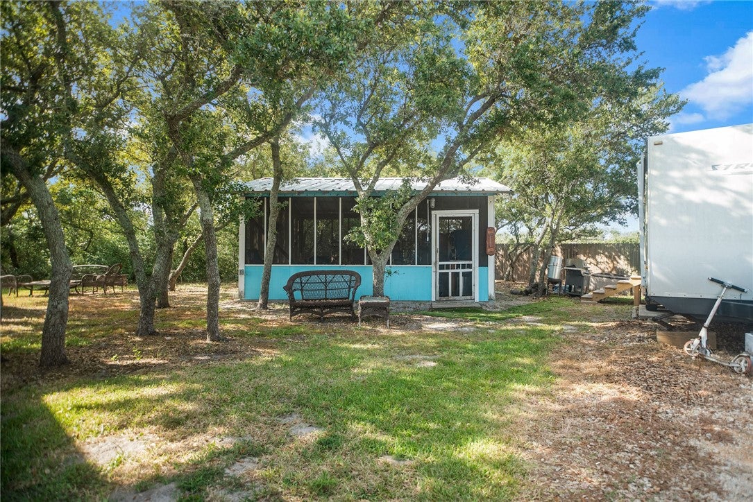 1673 W Harrison