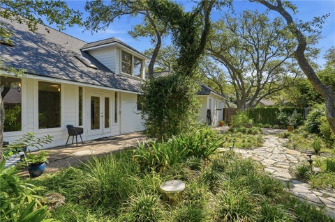 Tiny photo for 101 Peachtree Drive, Rockport, TX 78382 (MLS # 481854)