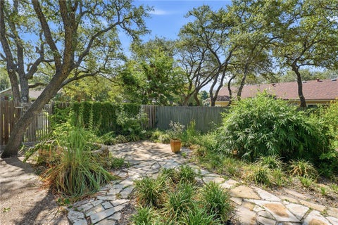 Tiny photo for 101 Peachtree Drive, Rockport, TX 78382 (MLS # 481854)