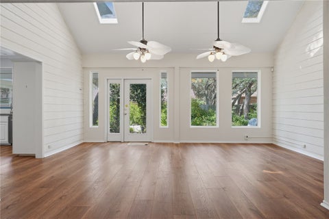 Tiny photo for 101 Peachtree Drive, Rockport, TX 78382 (MLS # 481854)
