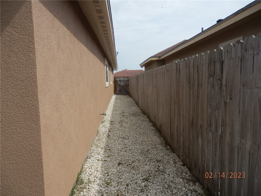 Corpus Christi, Texas 78418, United States, 3 Bedrooms Bedrooms, ,2 BathroomsBathrooms,Residential,Active,27015