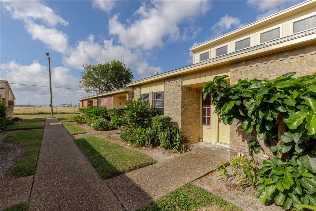 View Corpus Christi, TX 78412 townhome