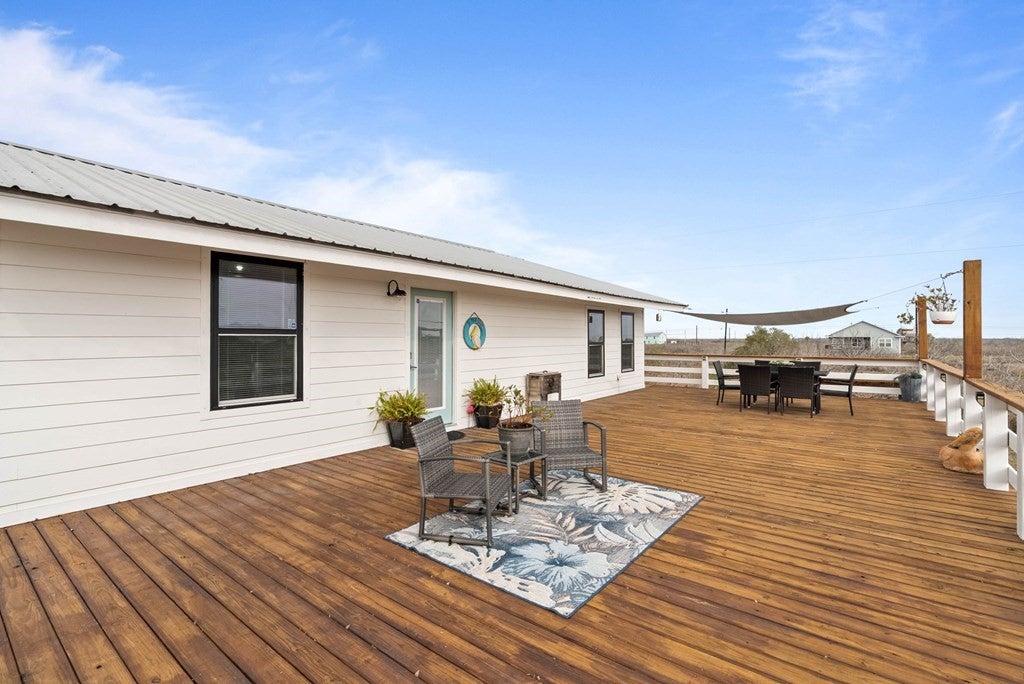 341 W Misty Oak