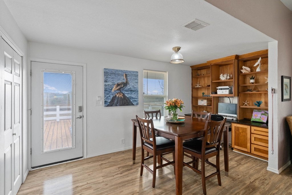 341 W Misty Oak
