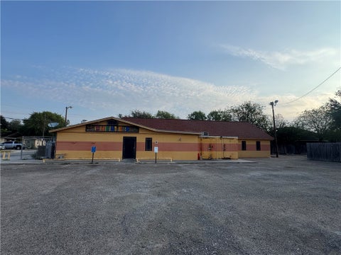 Photo of 107 Cecilia Street, Alice, TX 78332 (MLS # 482255)