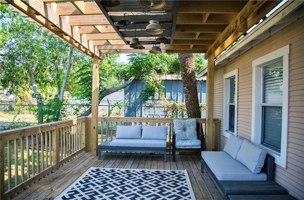 1318 N MESQUITE ST, CORPUS CHRISTI, TX 78401 - Image cdcd461c2c0bfb061fa30d68080b4097/3503560121