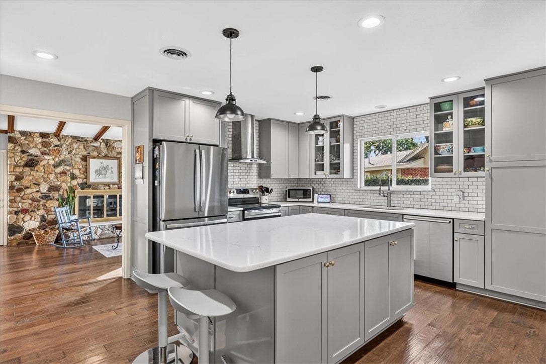 5430 Chevy Chase Drive