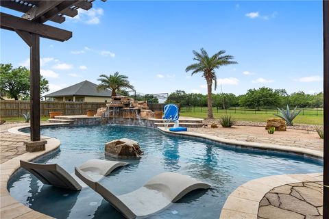 A home in Robstown