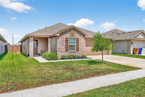 Photo of 7718 Lariat Toss Drive, Corpus Christi, TX 78414 (MLS # 474212)