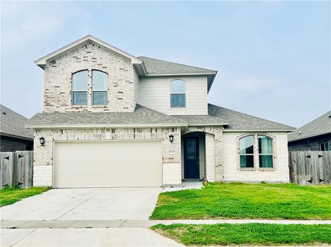 Photo of 2625 LAS ESTRELLAS ST, Corpus Christi, TX 78414 (MLS # 471811)